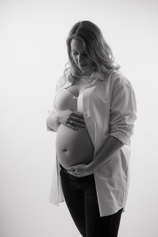 Babybauch_Fotoshooting_Lilli-Roggli_011