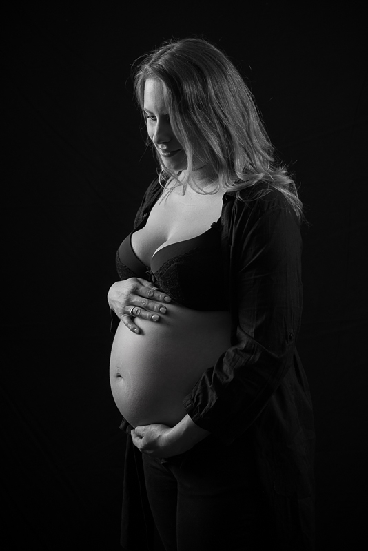 Babybauch_Fotoshooting_Lilli-Roggli_028