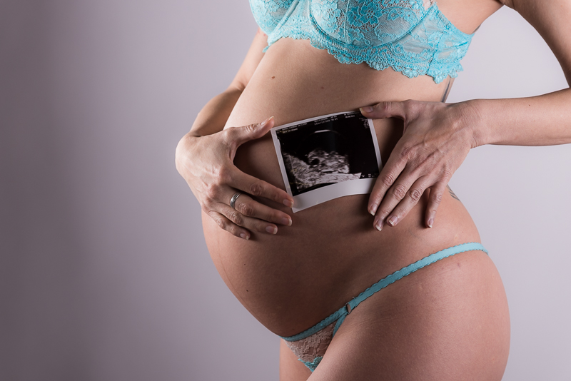 Schwangerschaftsfotos_lilli-roggli-photography__2179